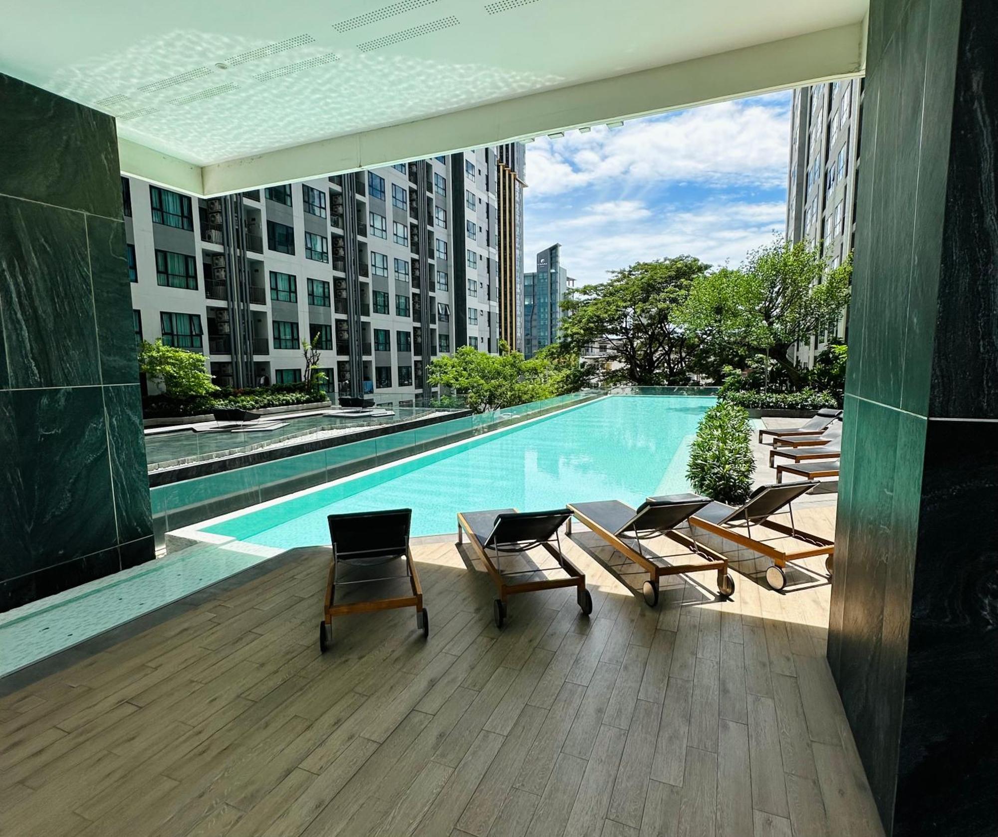 The Base Apartments At Central 파타야 외부 사진